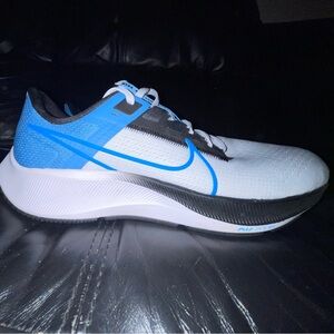 Nike Air Pegasus 38…Size 11